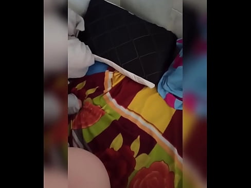 ❤️ Mia kunĉambro restas hejme sola ĉar ŝia edzo ferias kaj mi profitas por fiki ŝin kaj plenigi ŝian pugon per lakto. ❌ Pornofilmo ĉe ni